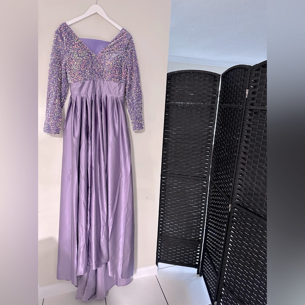 Prom / bridesmaid dress size medium/large